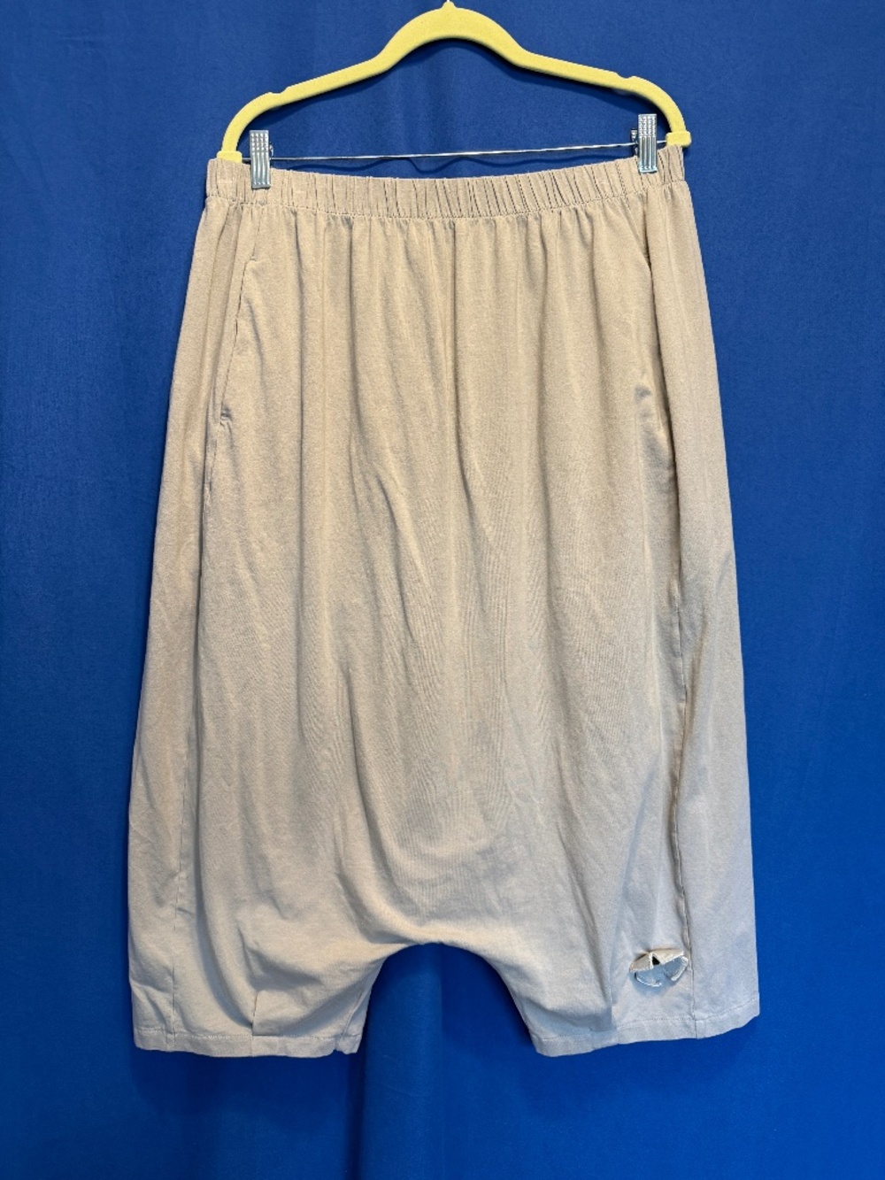 Share Plü Lavie Grey Drop Crotch Pants, Roomy, Stretchy, Comfy, See measurements